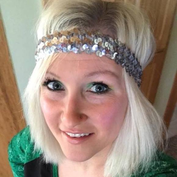 Meet your Posher, Megan - Picture 1 of 1